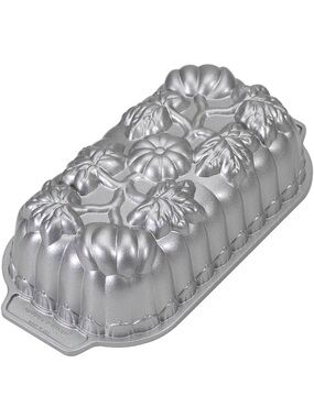 Nordic Ware Pumpkin Loaf Pan Baking Bread Mold Bakeware Heavyweight Aluminum